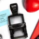 Stempel auf Rezeptvordruck in einer Kinderarztpraxis zur Dokumentation