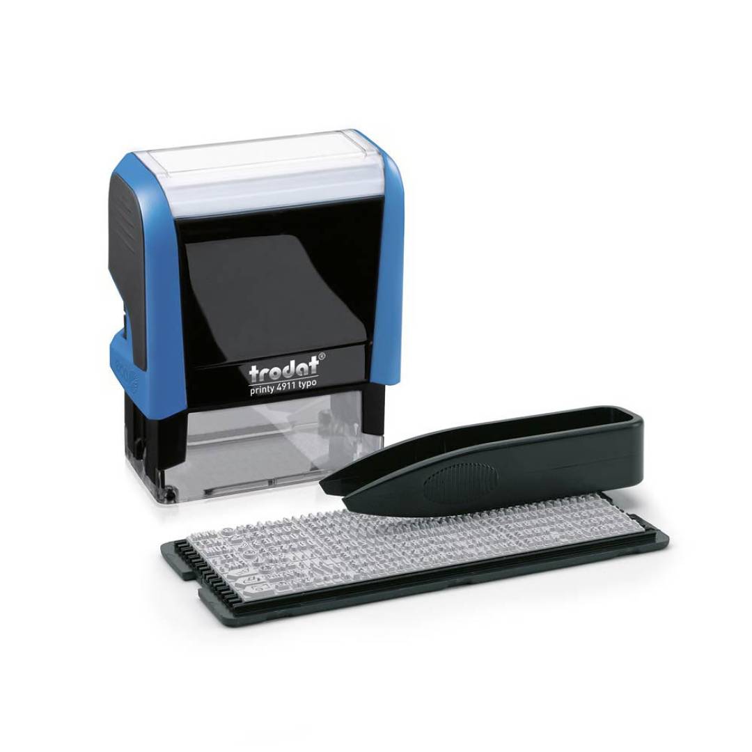 Trodat 4911 Typo mit austauschbaren Buchstaben und Pinzette Frontansicht Trodat 4911 Typo mit austauschbaren Buchstaben und Pinzette Frontansicht